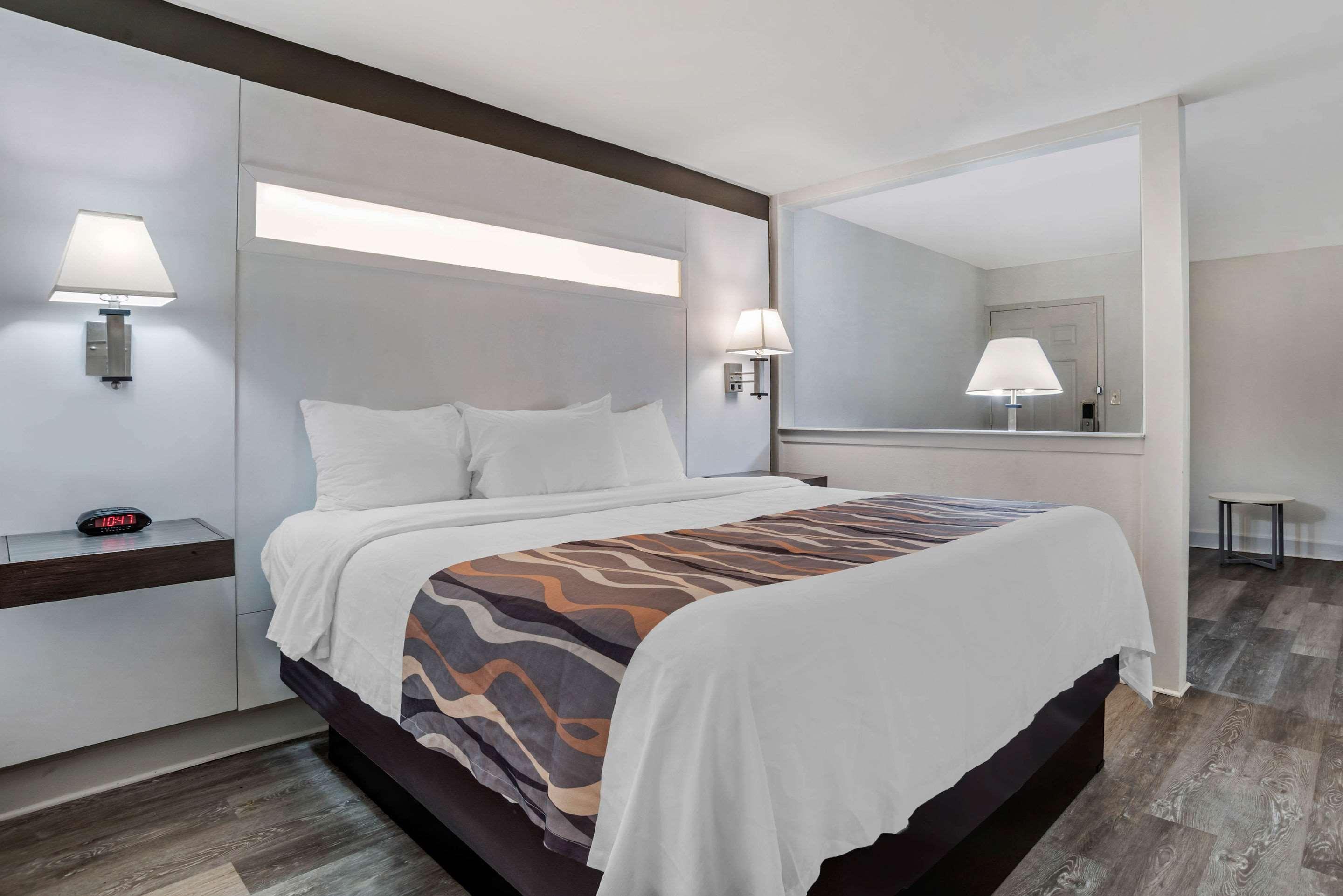 Baymont By Wyndham Montgomery Al Dış mekan fotoğraf