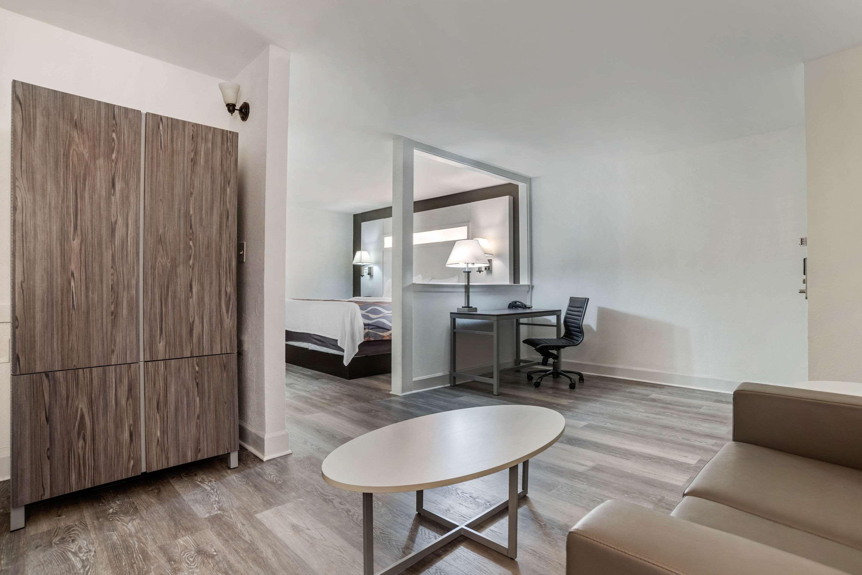 Baymont By Wyndham Montgomery Al Dış mekan fotoğraf