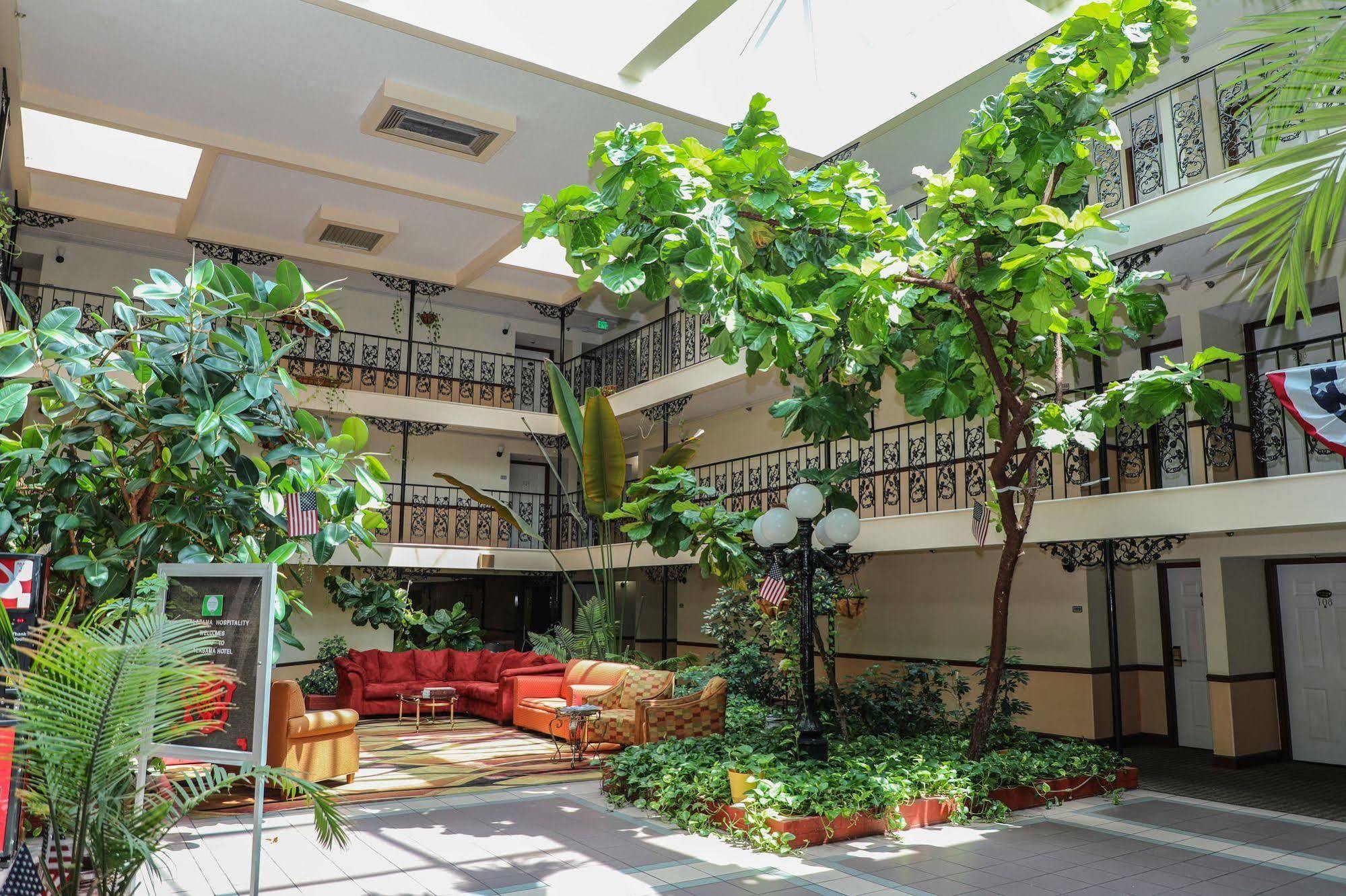 Baymont By Wyndham Montgomery Al Dış mekan fotoğraf